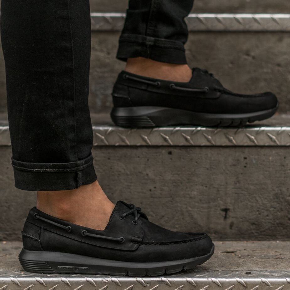 Scarpe Barca Thursday Boots Handsewn Runner Uomo Nere | JPP8115LE